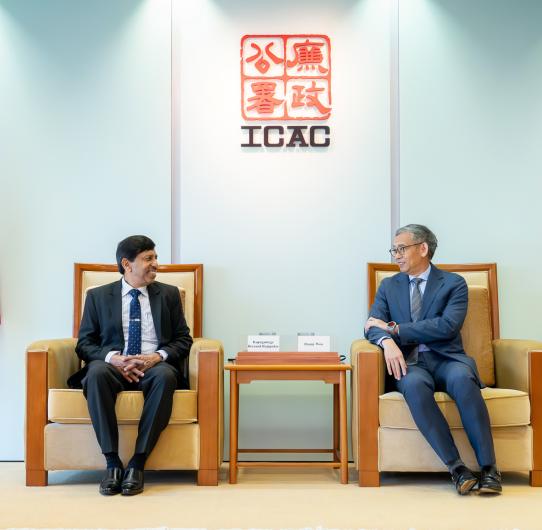 The ICAC Comissioner welcomes the delegation of CIABOC, Sri Lanka arriving Hong Kong to exchange anti-corruption experiences